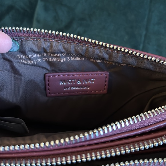 Matt & Nat crossbody purse - Picture 5 of 7